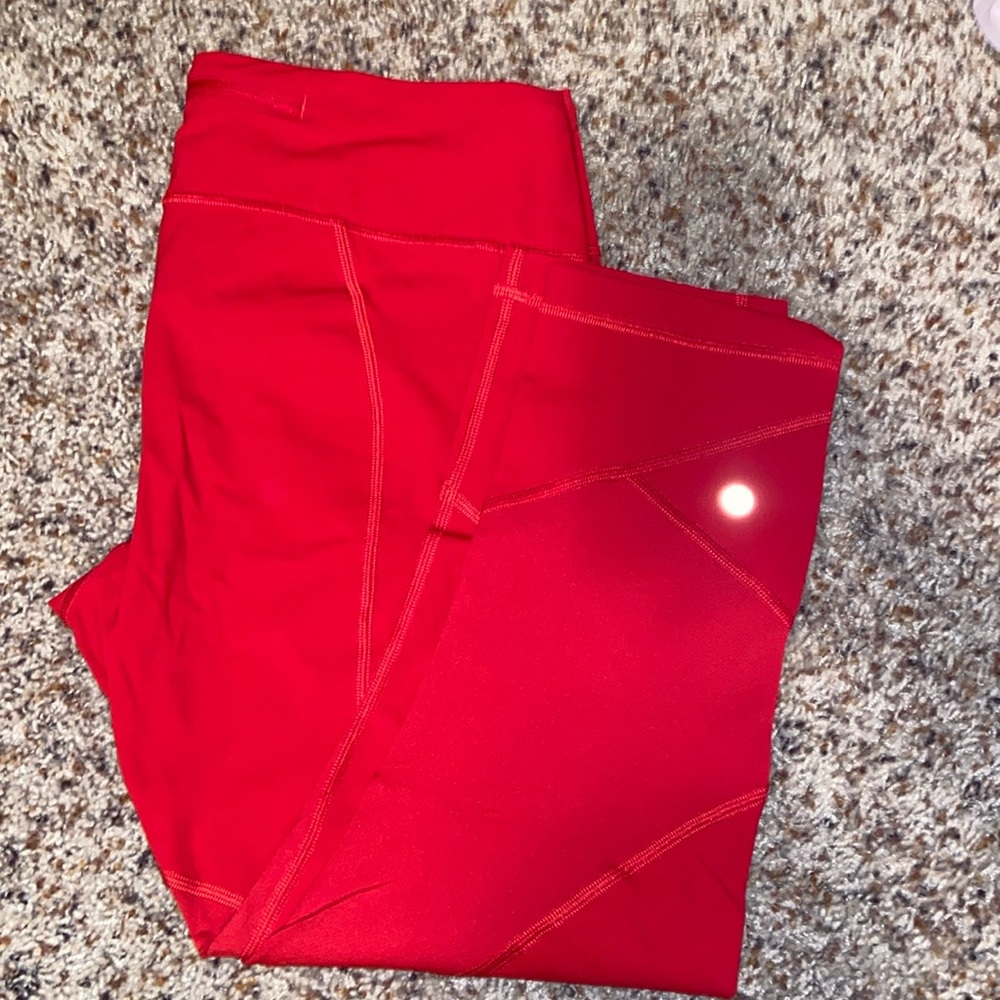Lulu all the right places crop size 10